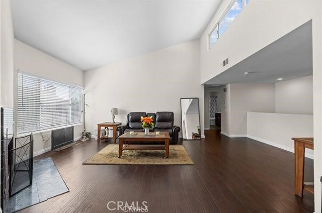 9382 Shadowood Dr — photo