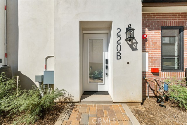 220 W Mission Unit B — photo