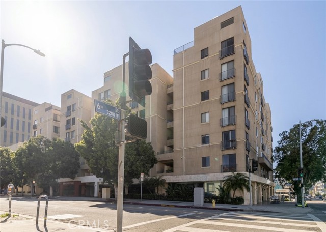 625 S Berendo Unit 301 — photo