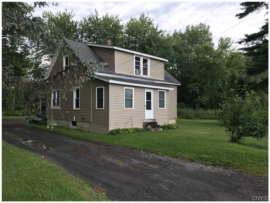 6427 State Route 31 — photo