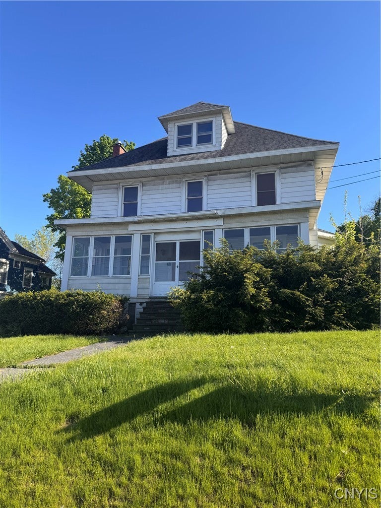 1607 W Genesee Street — photo