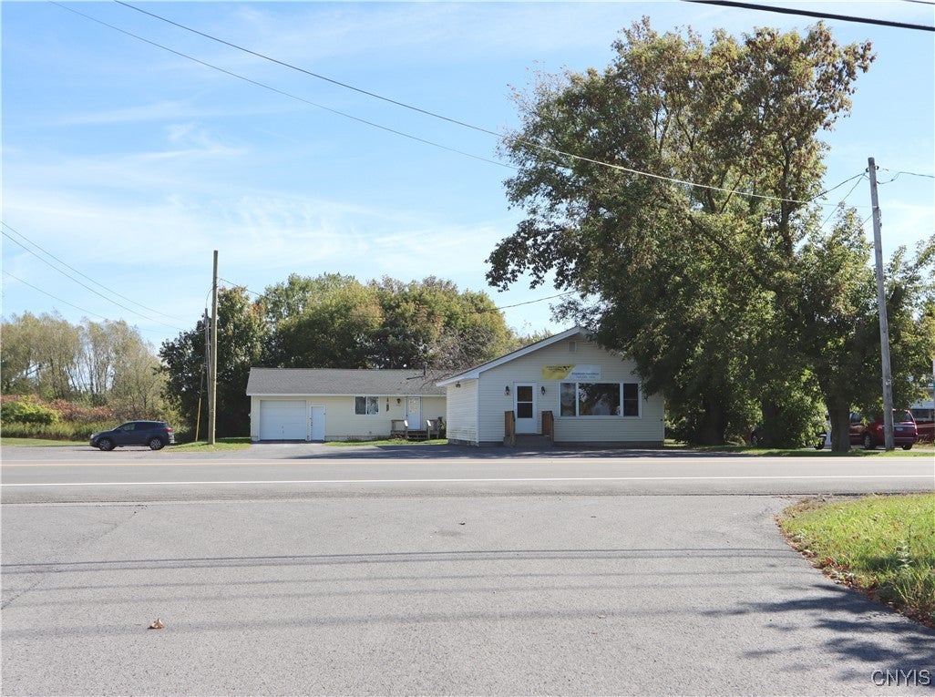 10384 & 10386 US Route 11 — photo