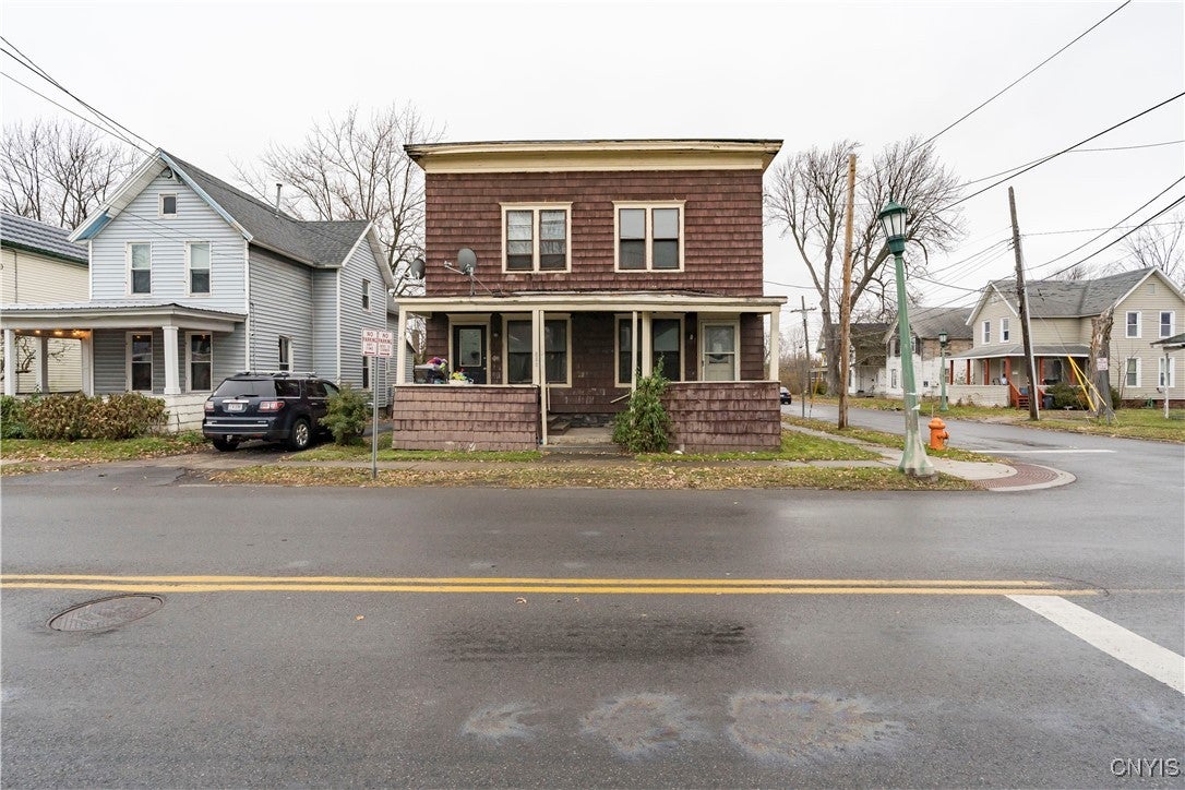 565 Mill Street — photo