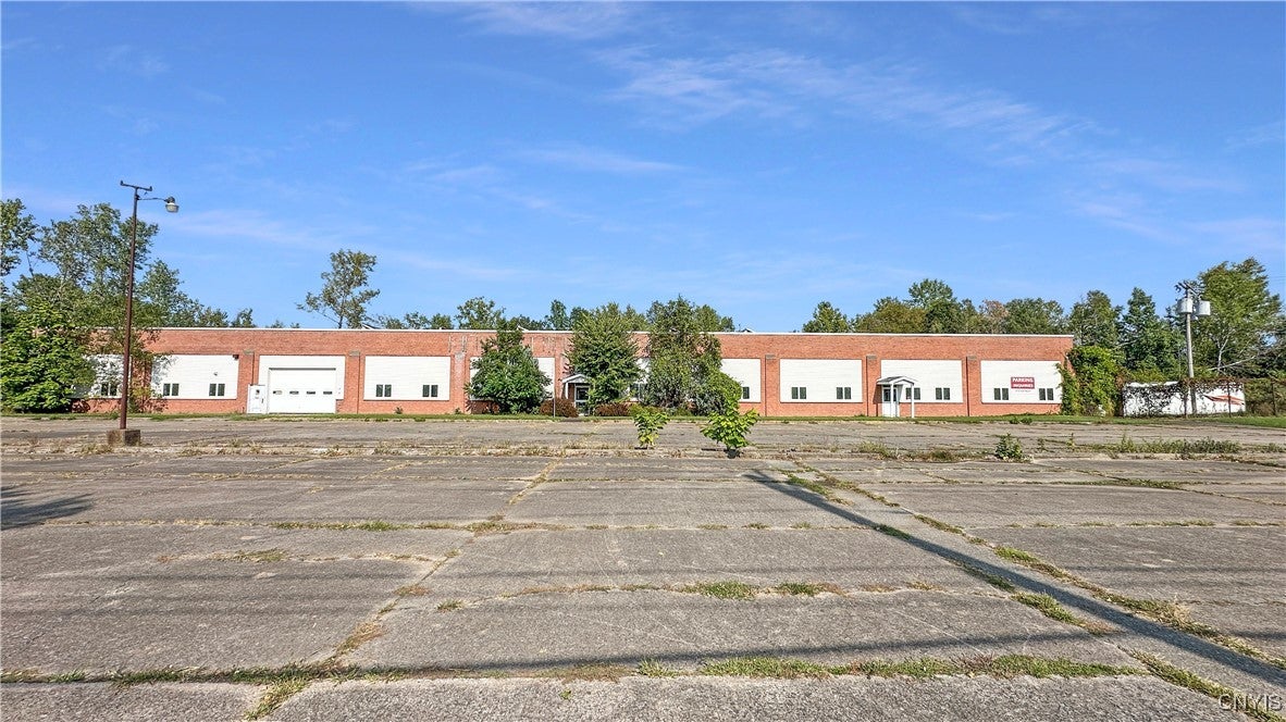 301 Mill Street — photo