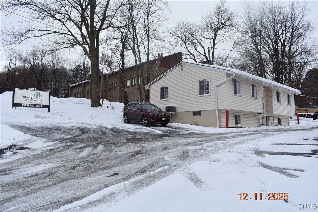 4912 W Genesee Street — photo