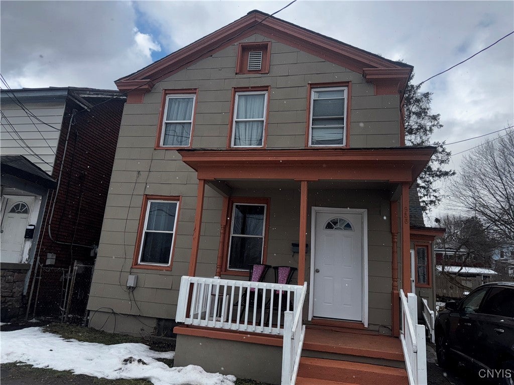 936 Schuyler Street — photo