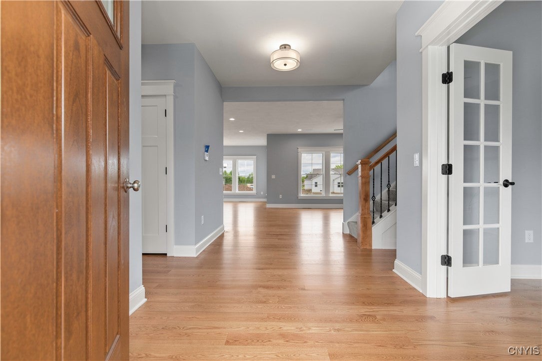 Home in Onondaga, NY 13215 — photo 2
