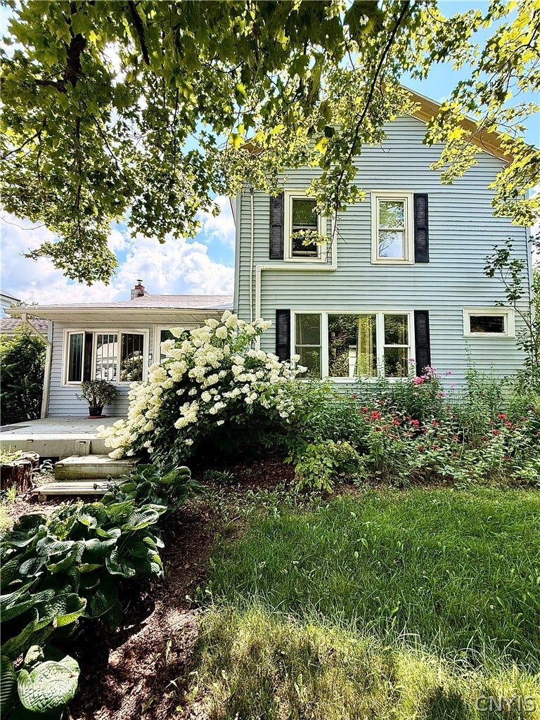 1230 Earlville Road — photo