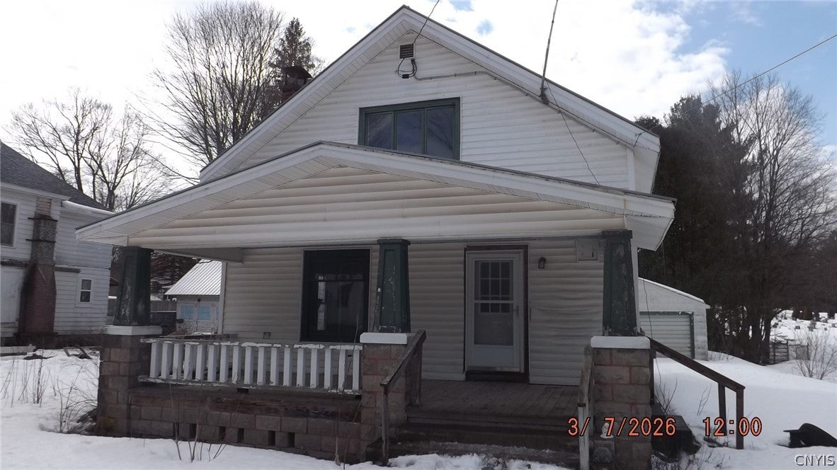 14379 Maple Street — photo