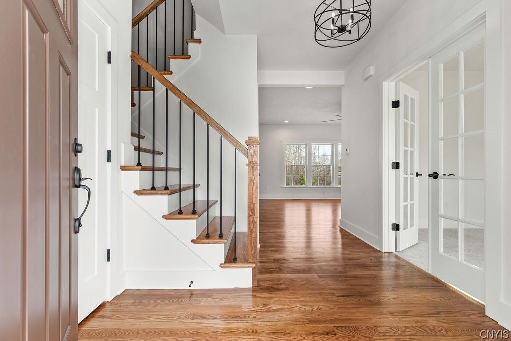 Home in Clay, NY 13088 — photo 2