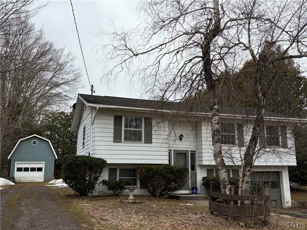 103 Monroe Street — photo