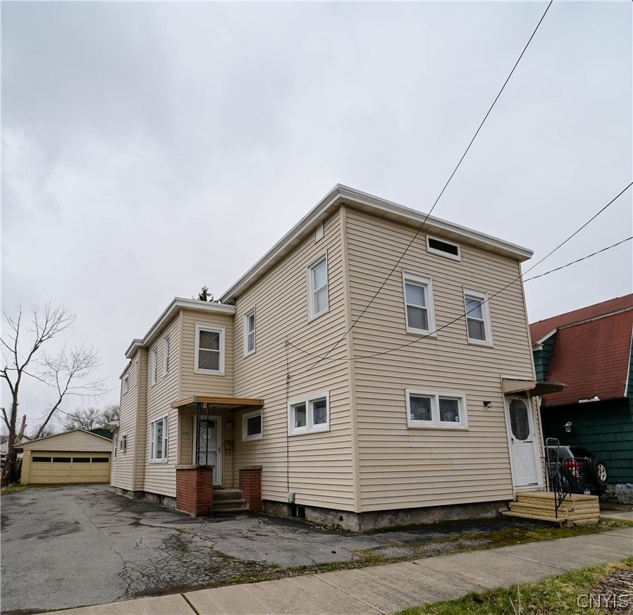 116 Leah Street — photo