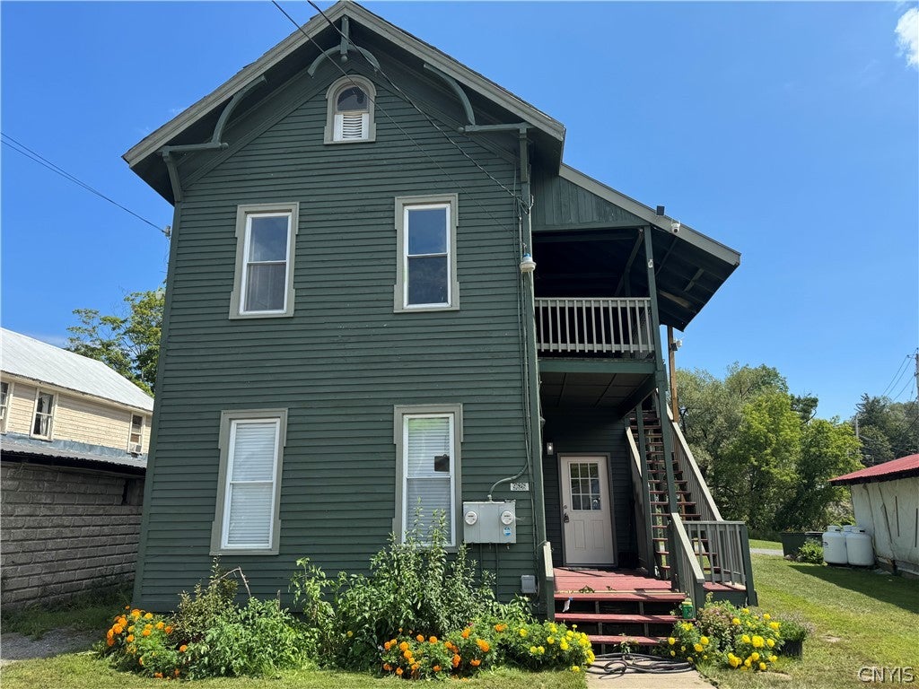 9626 Main Street — photo