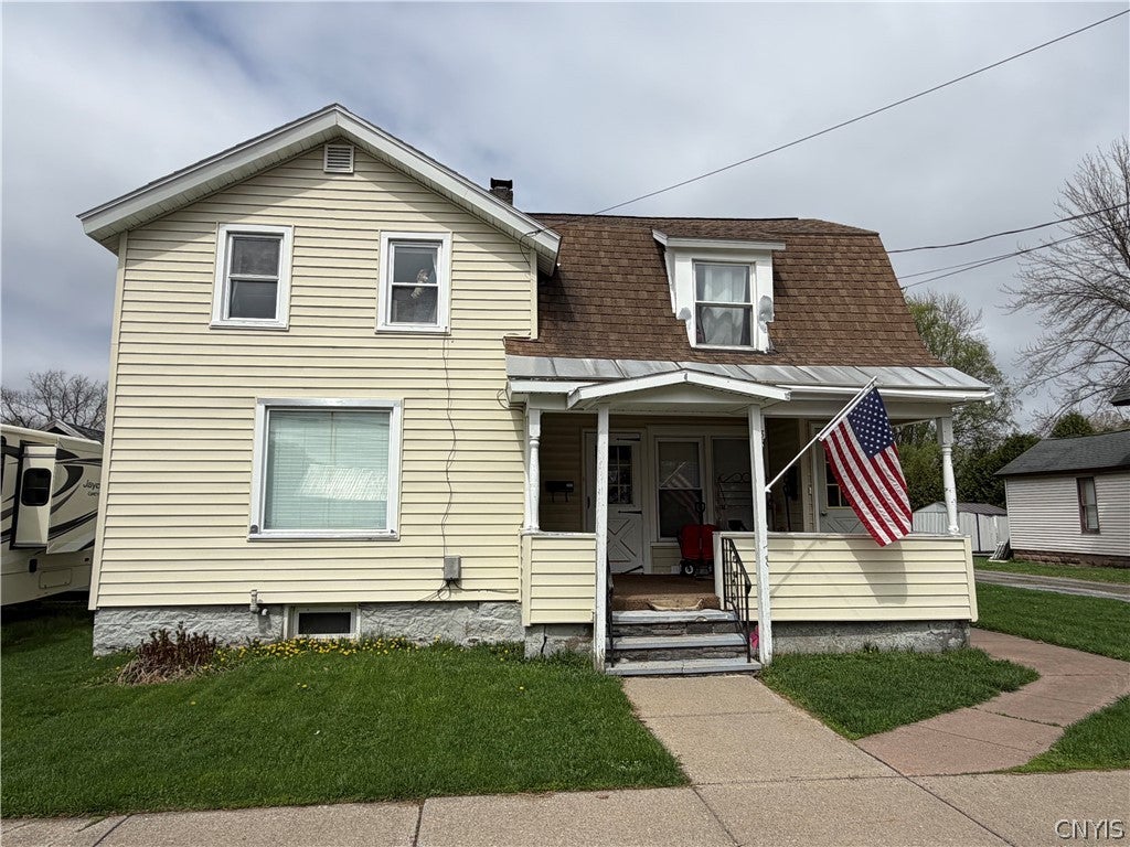 108 Lewis Street — photo
