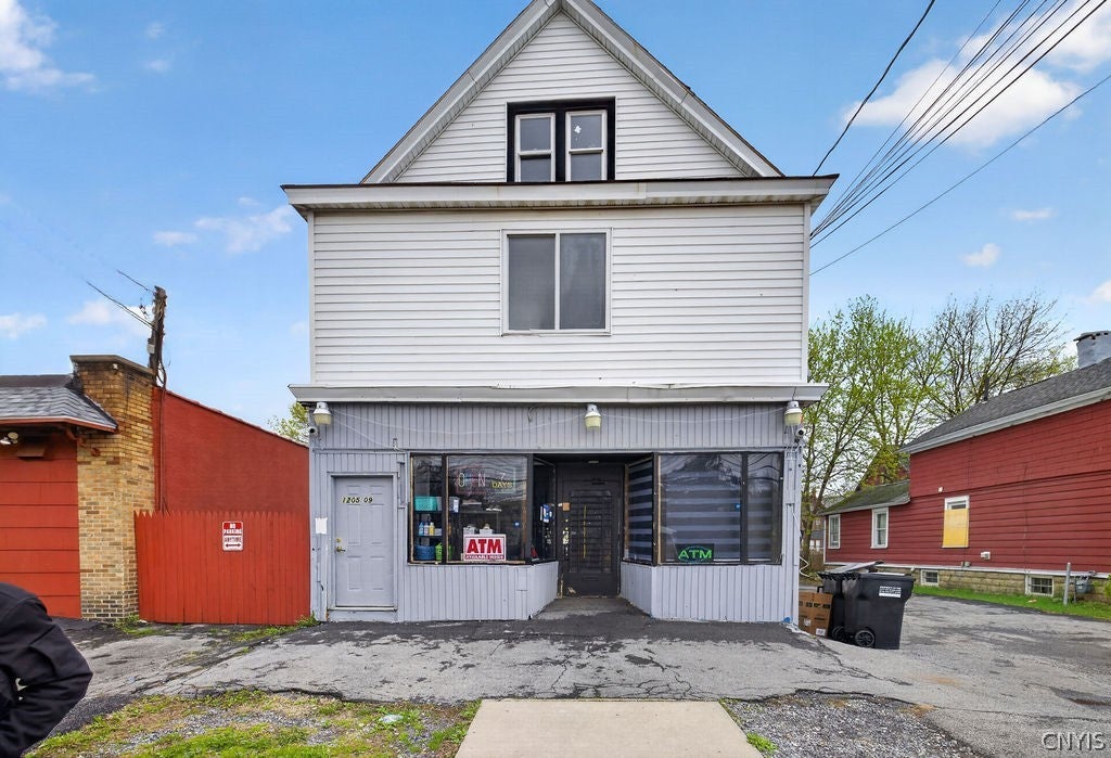 1205 S Geddes Street — photo