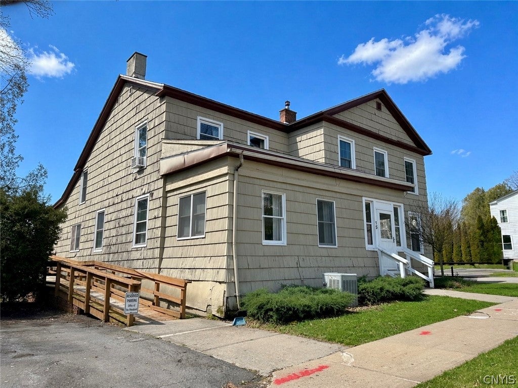 15 Sullivan Street — photo