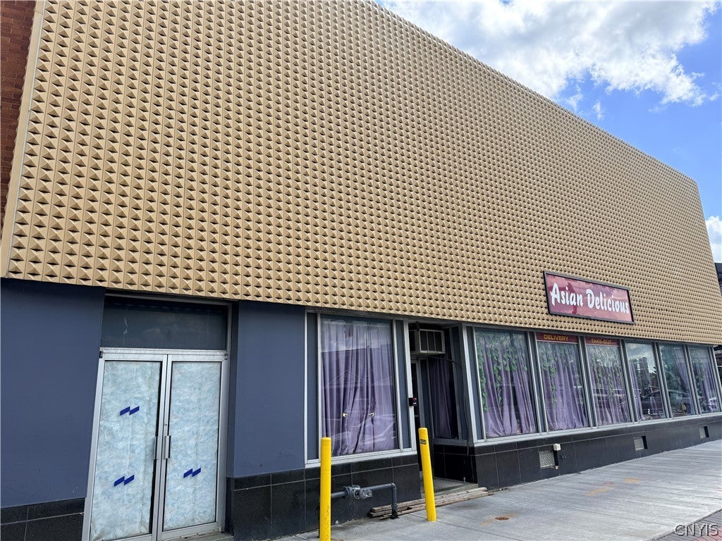 1 Main Street — photo