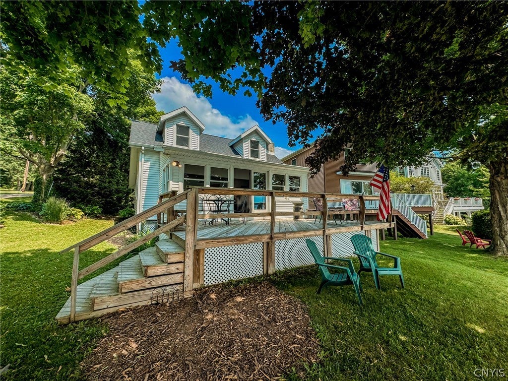 340 Poplar Beach — photo
