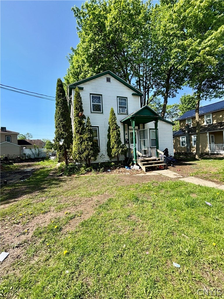 121 Osborne Street — photo