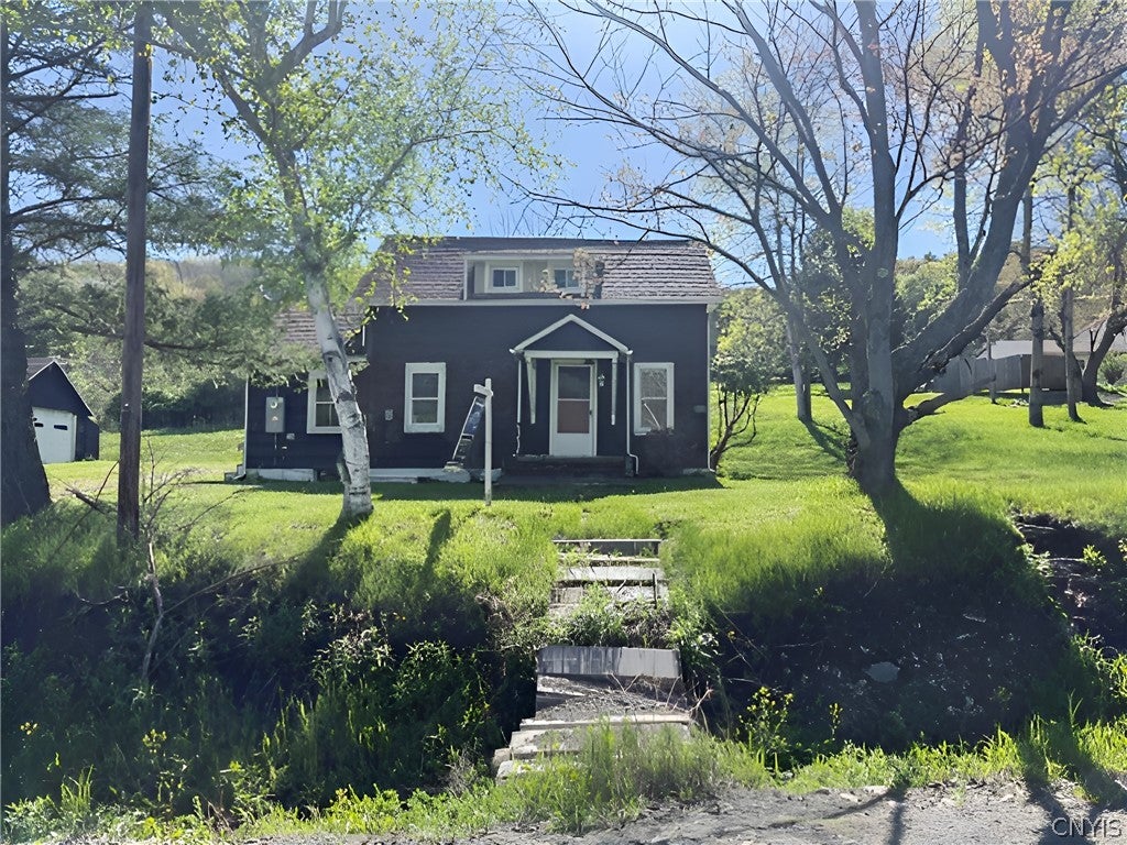723 Christian Hollow Road — photo