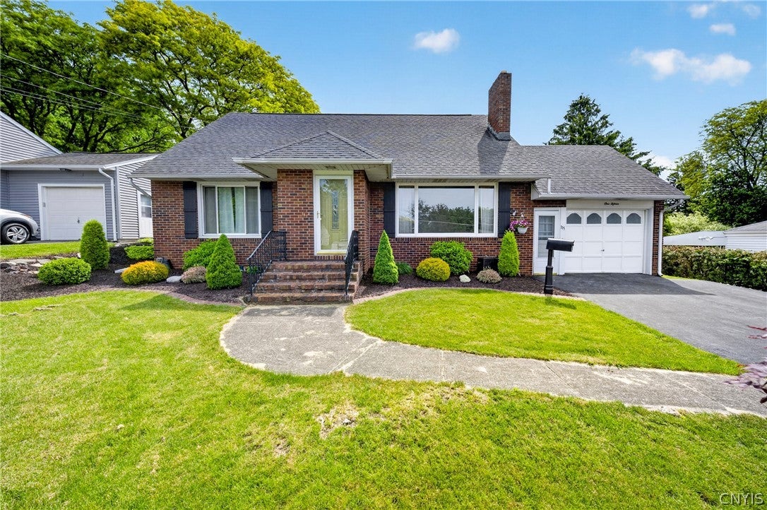 115 Marian Drive — photo