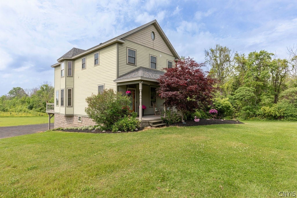 321 W Lake Road — photo