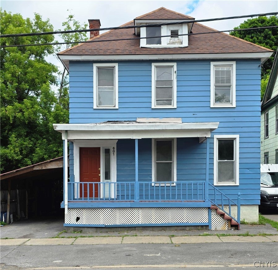 601 Eagle Street — photo