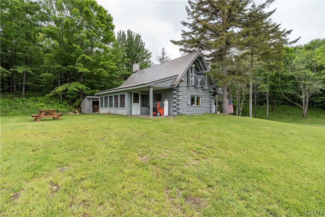 6803 Sears Pond Road — photo