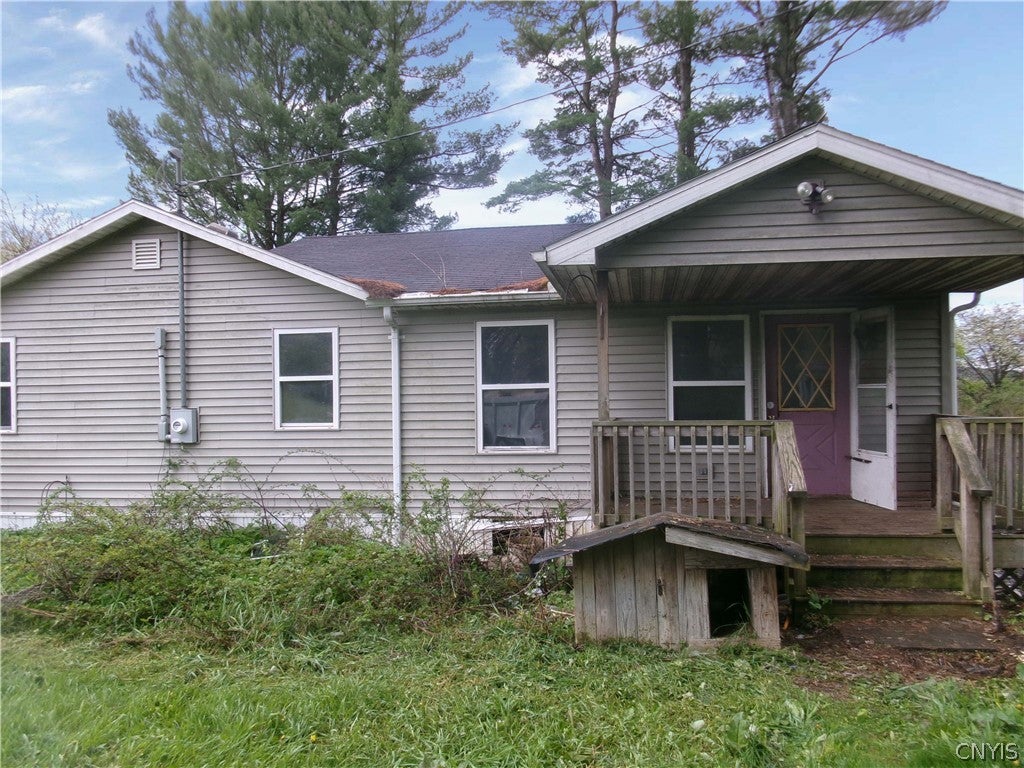 1058 Straits Corners Road — photo