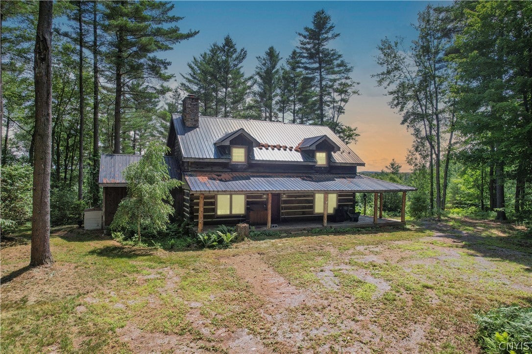 910 River Rd — photo