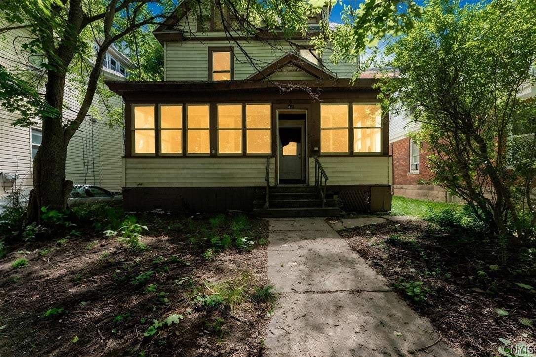 411 Craddock Street — photo