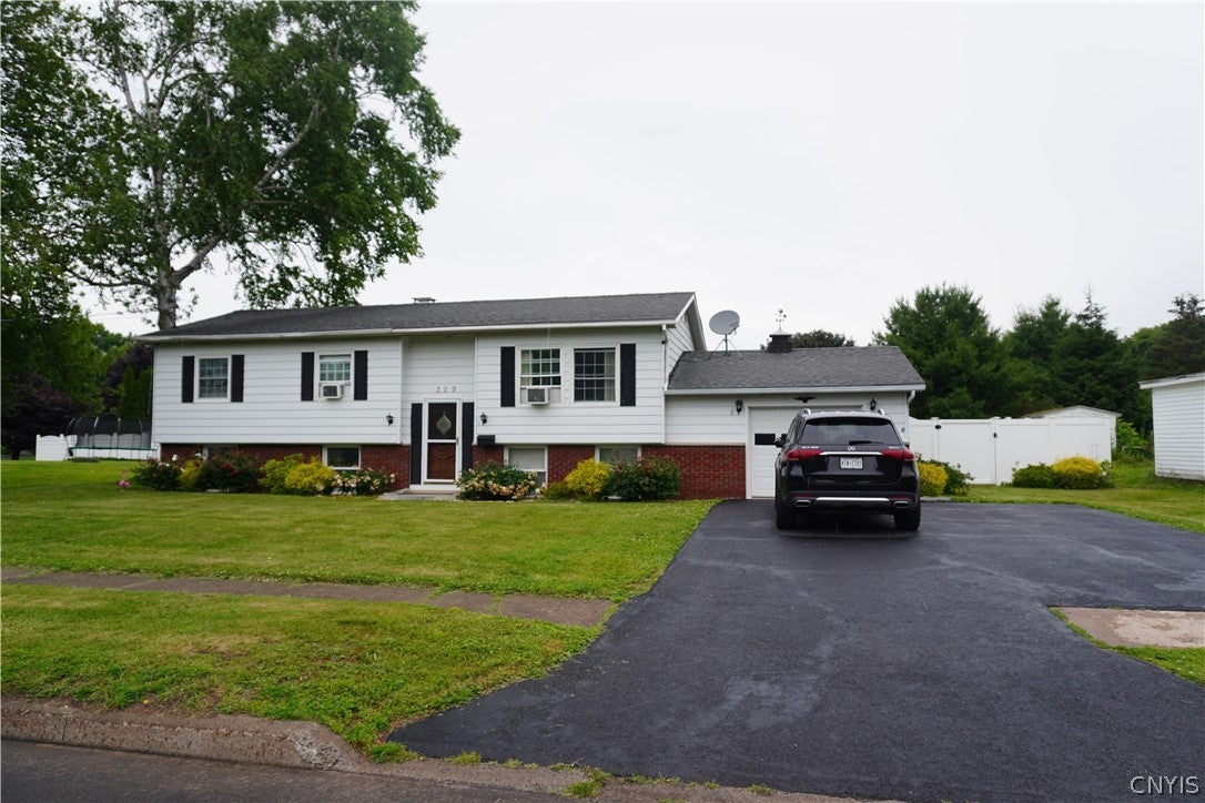 309 Walnut Street — photo