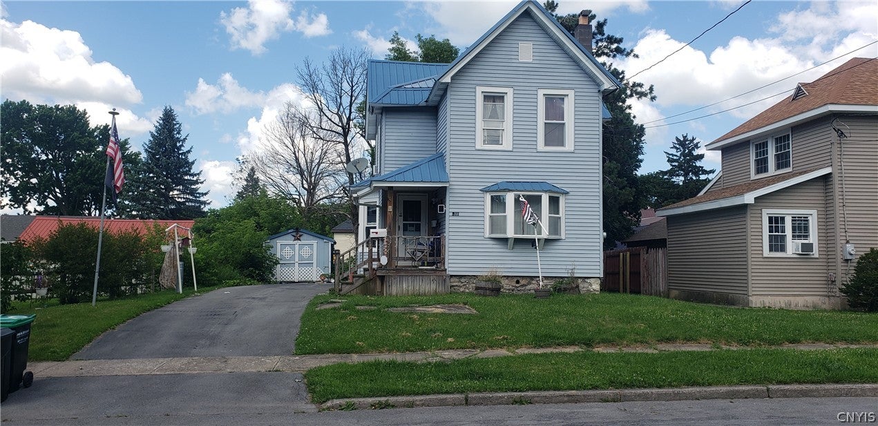 211 Francis Street — photo