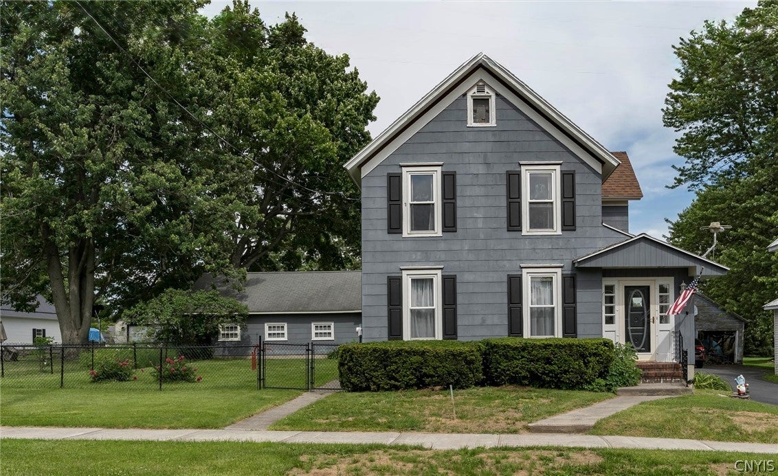 222 Franklin Street — photo