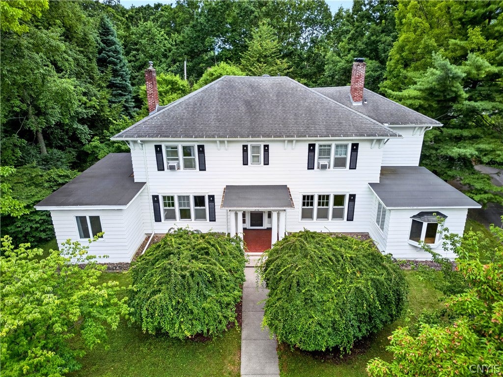 318 Berkeley Drive — photo