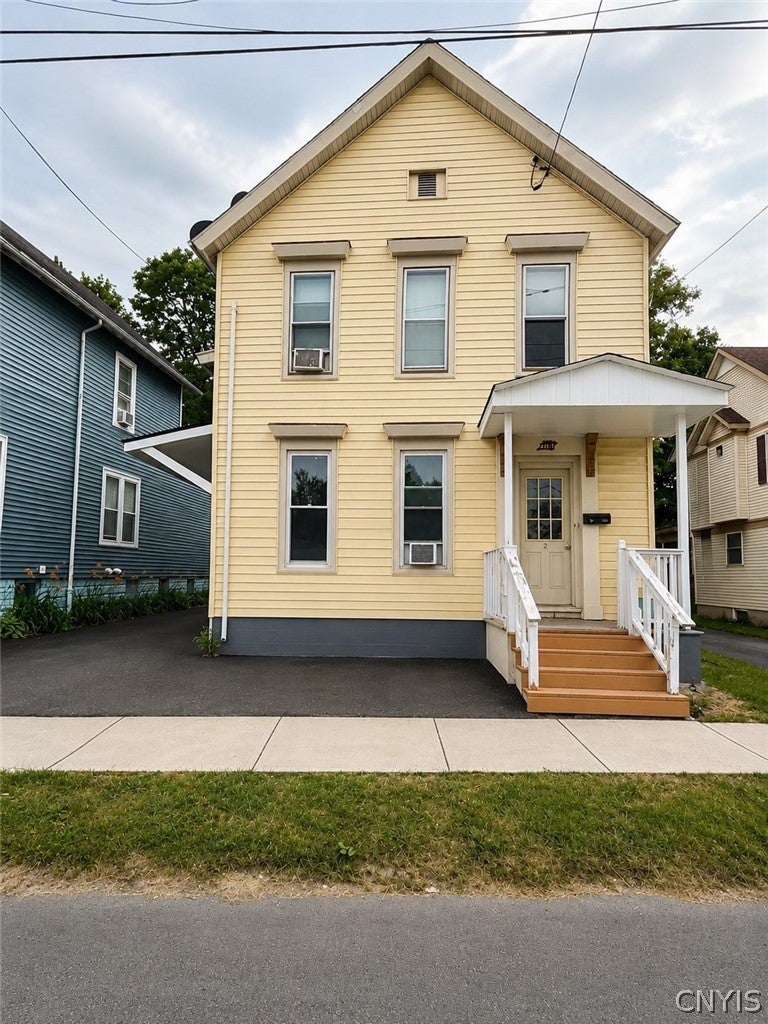 110 Harding Place — photo