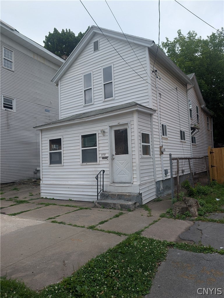 1230 Francis Street — photo