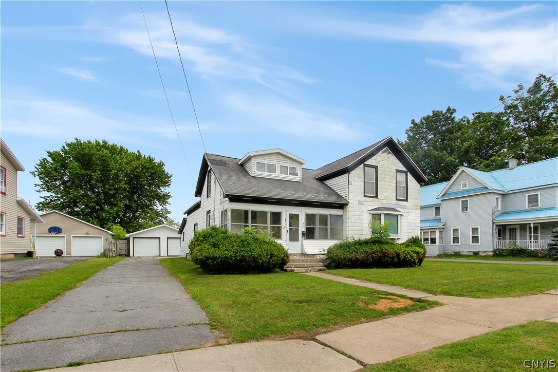 401 S James Street — photo
