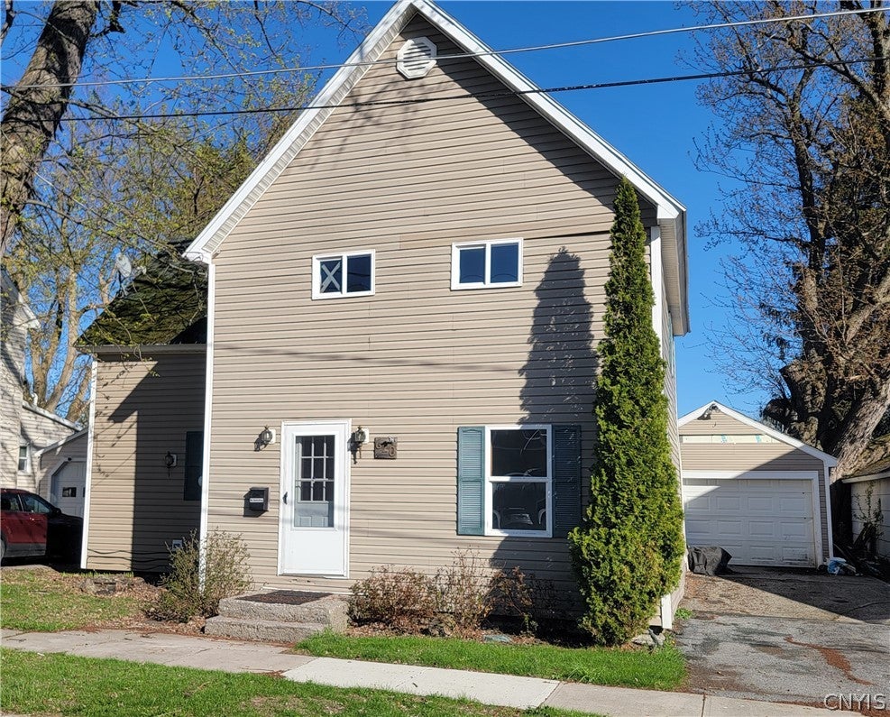 620 Mohawk Street — photo