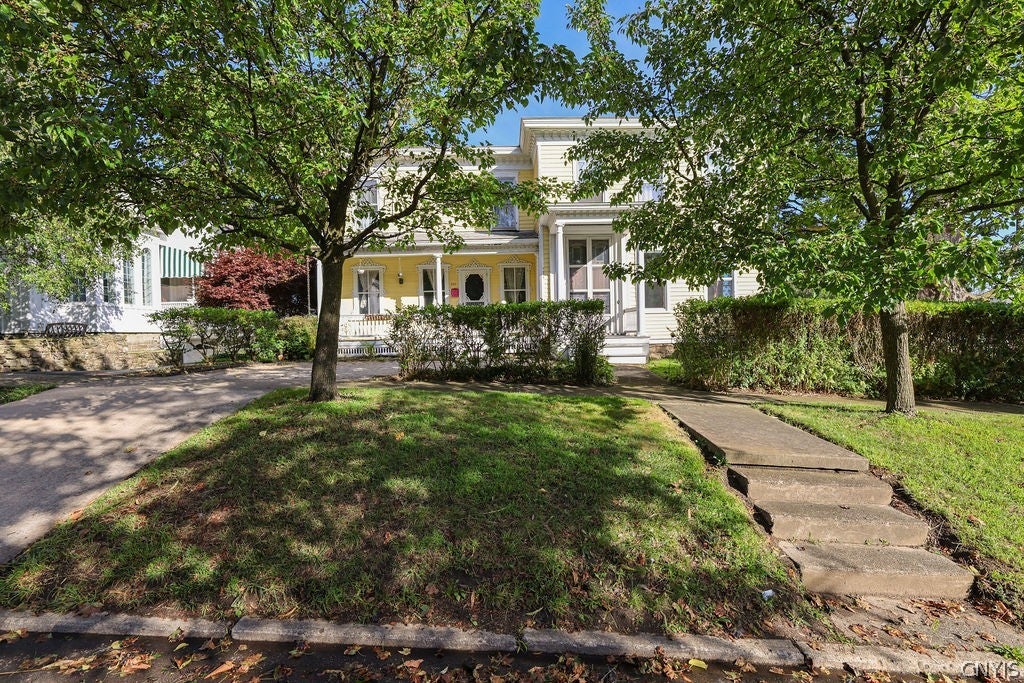 89 E Mohawk Street — photo