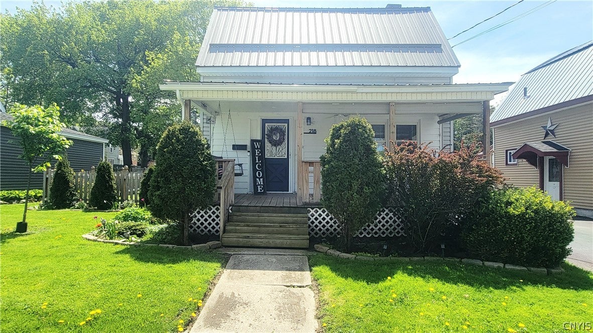 218 Stuart Street — photo