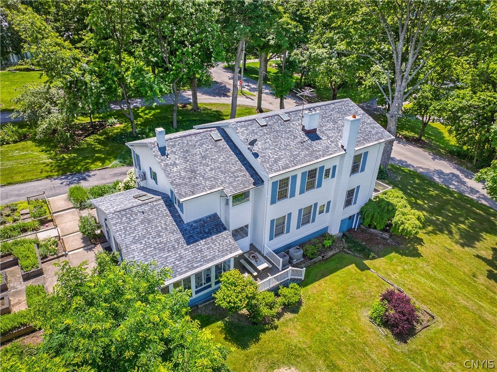 7355 McAdam Road — photo