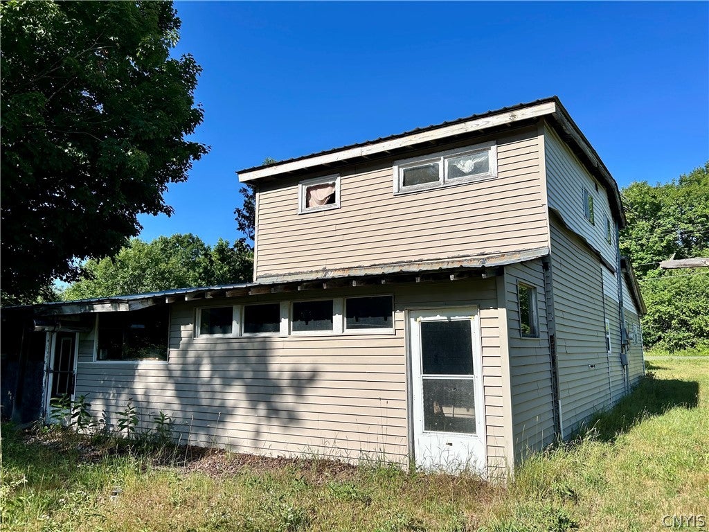 915 County Route 48 — photo