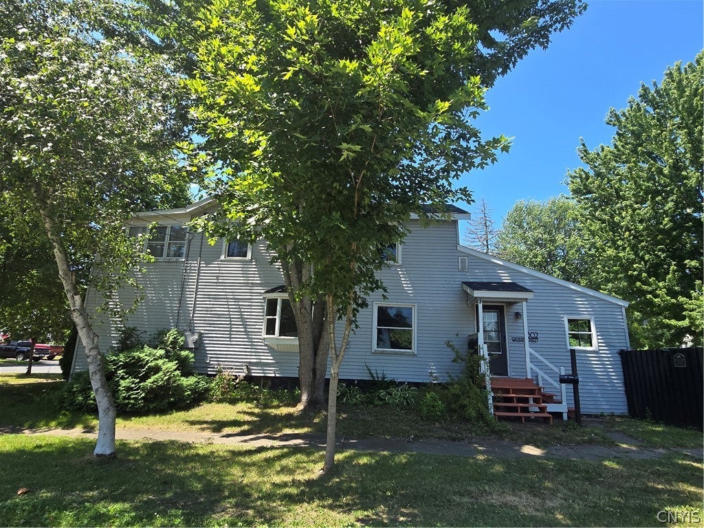 304 Walradt Street 302 — photo