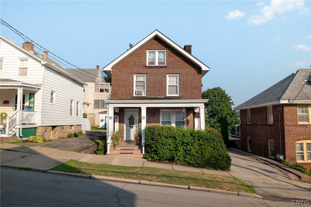 51 Alexander Street — photo