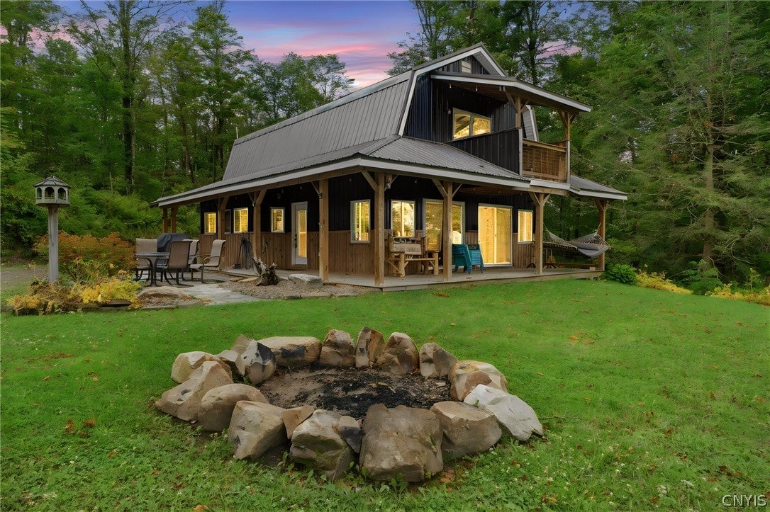822 Deans Pond Road — photo