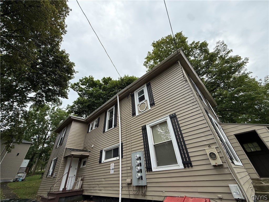 4822 W Seneca 2 — photo