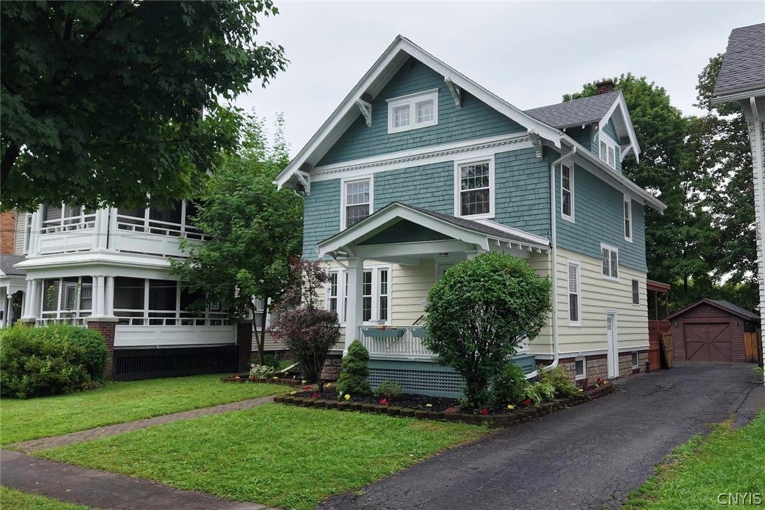 8 Huntington Place — photo