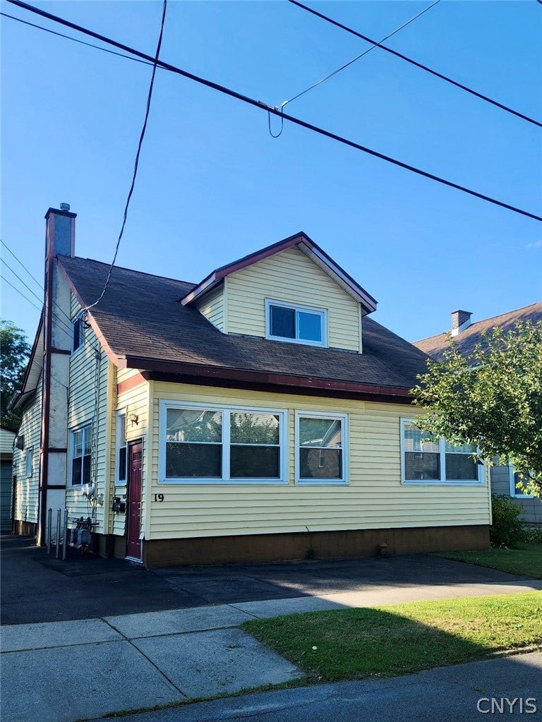 19 Elm Street — photo