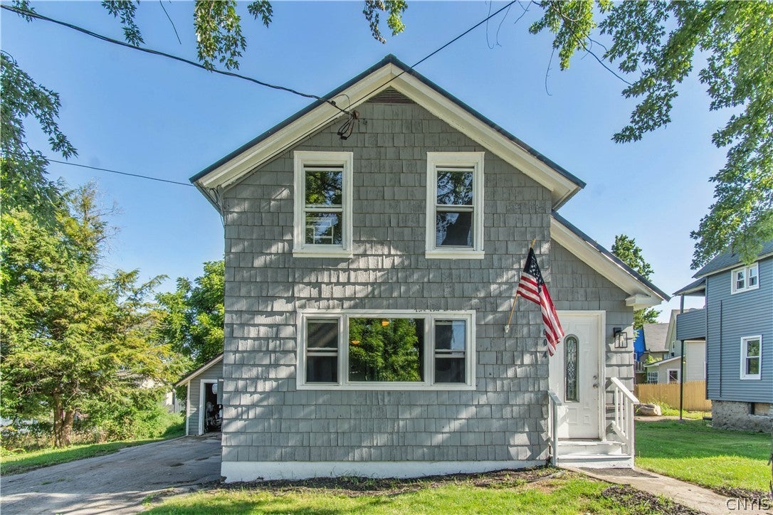 604 Pine Street — photo